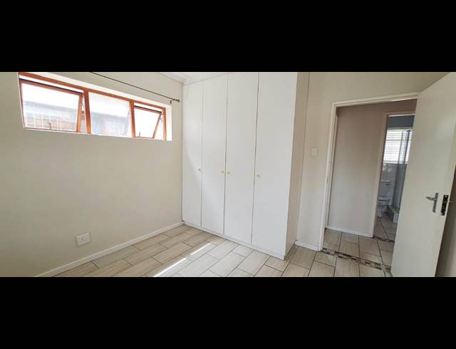 2 BEDROOM TOWNHOUSE TO LET IN CHARLO